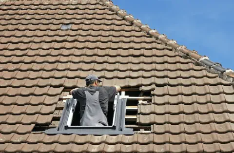 Pose de velux - Corme Royal